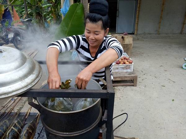 Hướng dẫn làm đặc sản gà mọ của đồng bào dân tộc Thái ở Sơn La