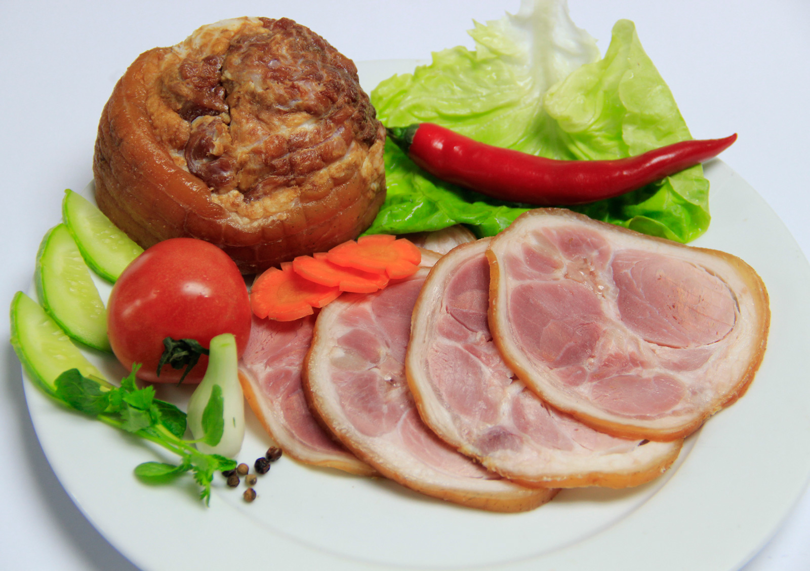 Chân giò thịt lợn đen vùng cao Hà Giang hun khói