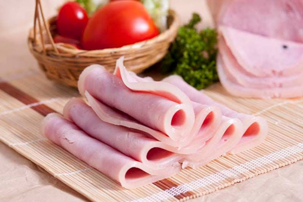 Giò dăm bông thịt lợn đen vùng cao Hà Giang