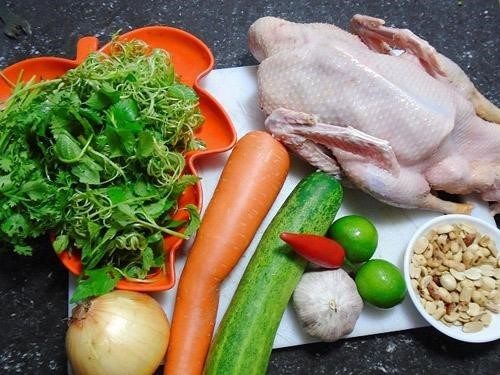 nguyên liệu làm món nộm vịt thập cẩm
