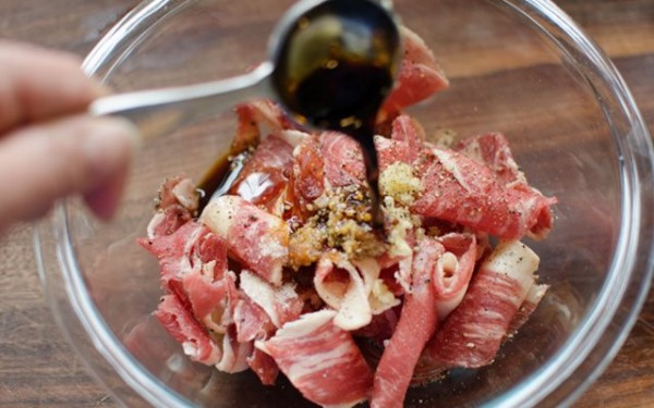 Cách làm súp lơ xào thịt nạc