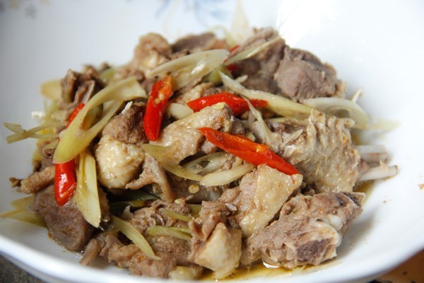 Cách làm món thịt vịt kho sả 