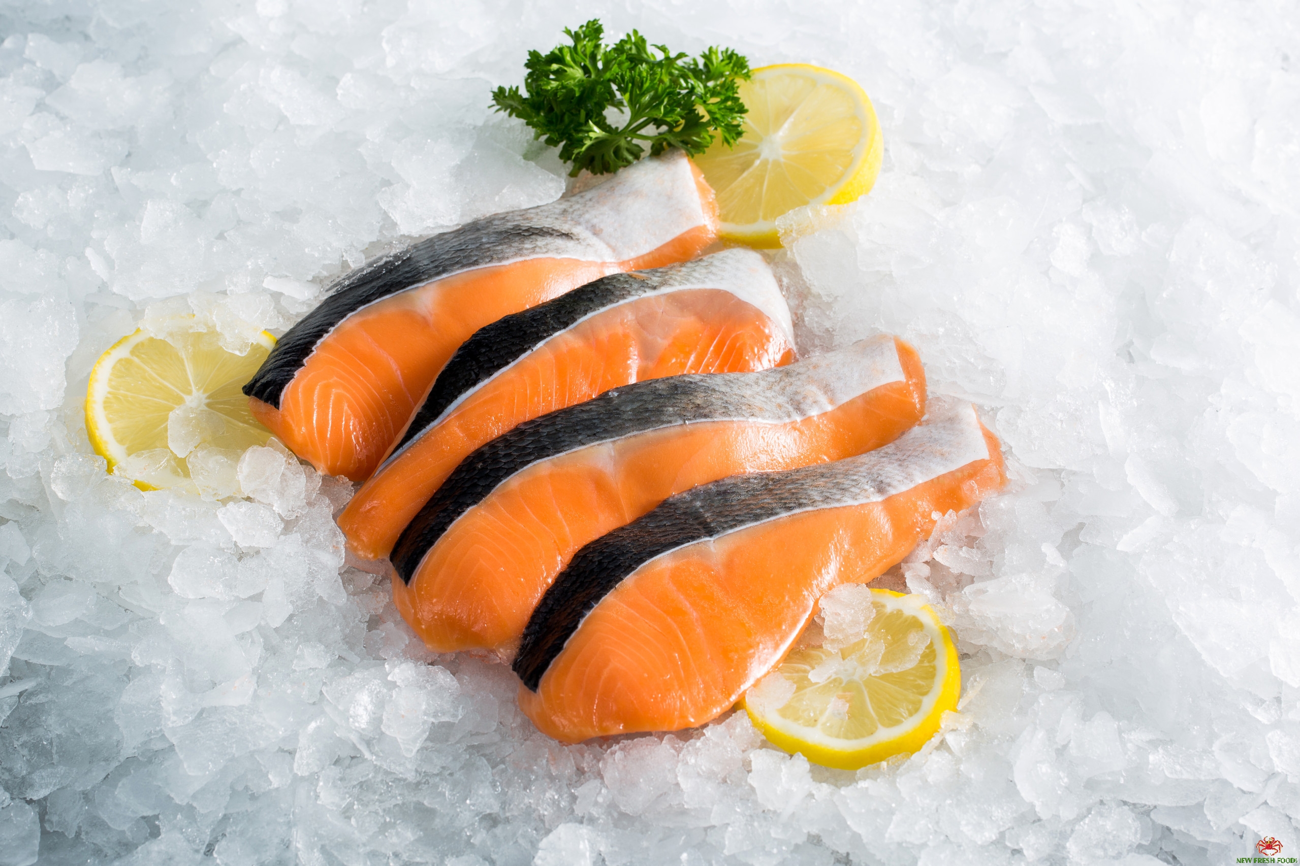 ăn thường xuyên cá hồi có thể giúp ngăn ngừa loãng xương.
