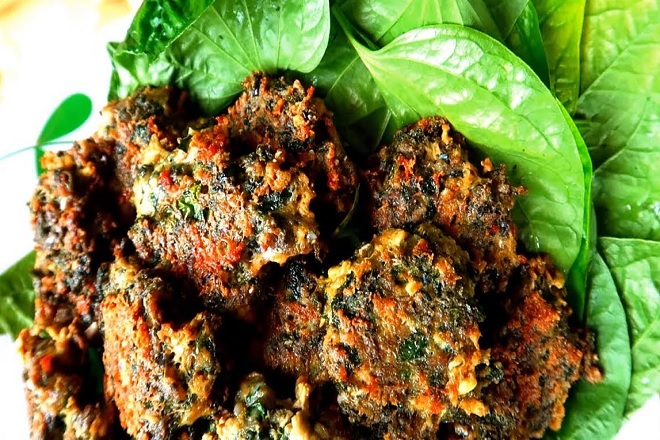 Chả rắn chiên hột gà