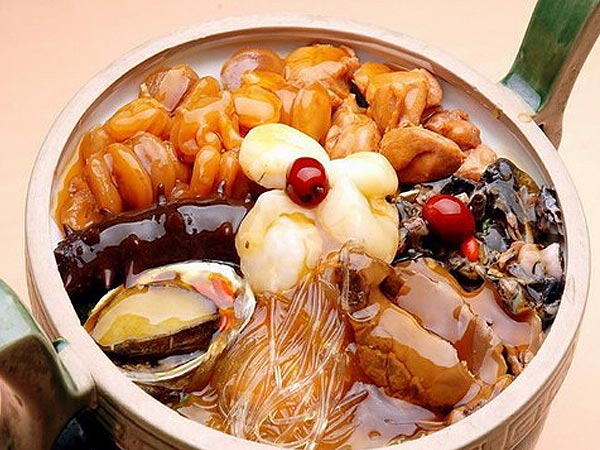 Súp hải sâm vi cá mập