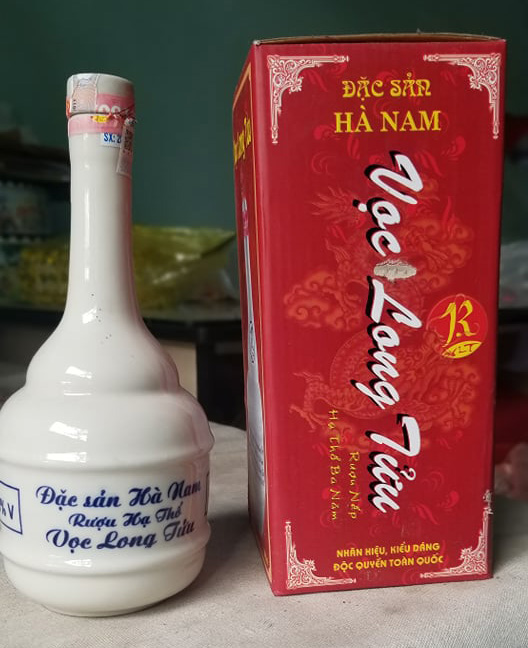 Rượu trắng làng Vọc 