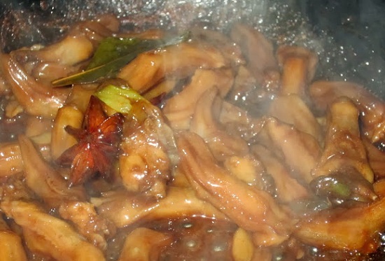 Hướng dẫn cách làm lưỡi vịt phá lẩuHướng dẫn cách làm lưỡi vịt phá lẩu