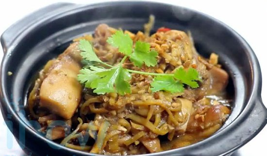 hoàn thành gà kho gừng