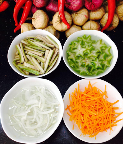 gỏi vịt bóp thấu cách làm